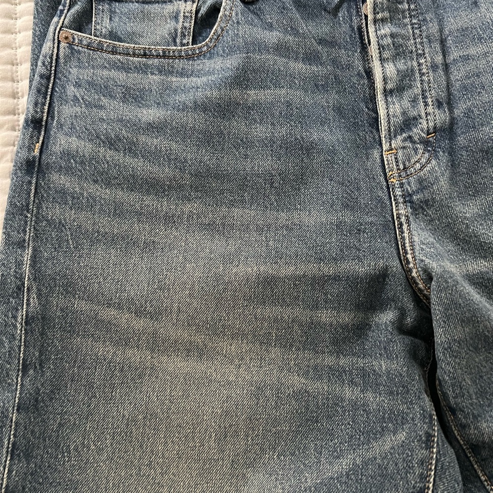 Lucky Brand 90’s Loose Jeans - Picture 4 of 7
